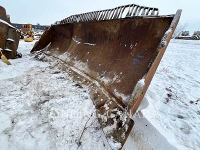 Caterpillar D10T Blade