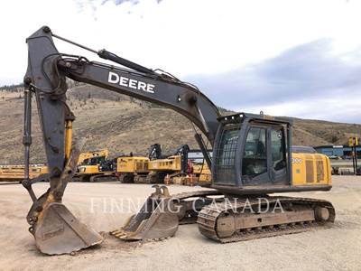 John Deere 200D LC Excavator