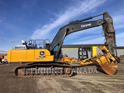 John Deere 350P Excavator