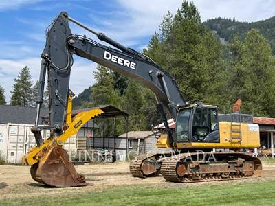 John Deere 470G Excavator