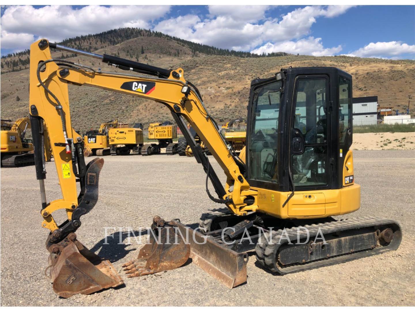 2018 Caterpillar 304E2 Mini Hydraulic Excavator For Sale, 3,154 Hours