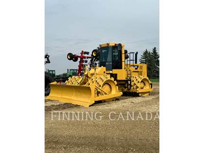 Caterpillar 825C Soil Compactor