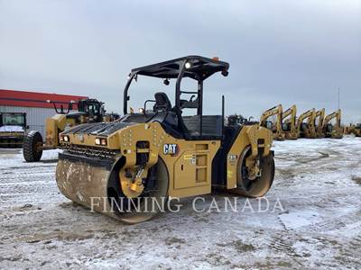 Caterpillar CB15 Smooth Drum Roller Compactor