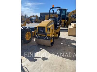 Caterpillar CB2.5-03 Smooth Drum Roller Compactor