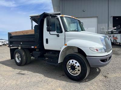 International DuraStar 4300 Dump Truck