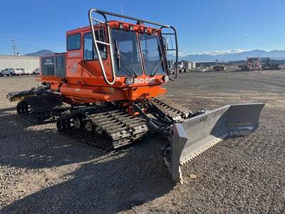 Tucker Sno-Cat 2000