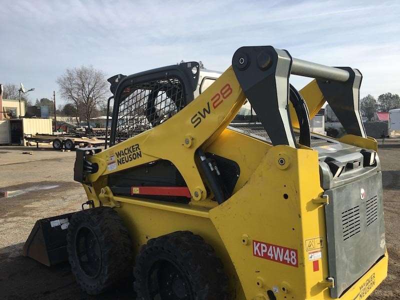 2015 Wacker Neuson SW28 Skid Steer Loader For Sale, 225 Hours Redding