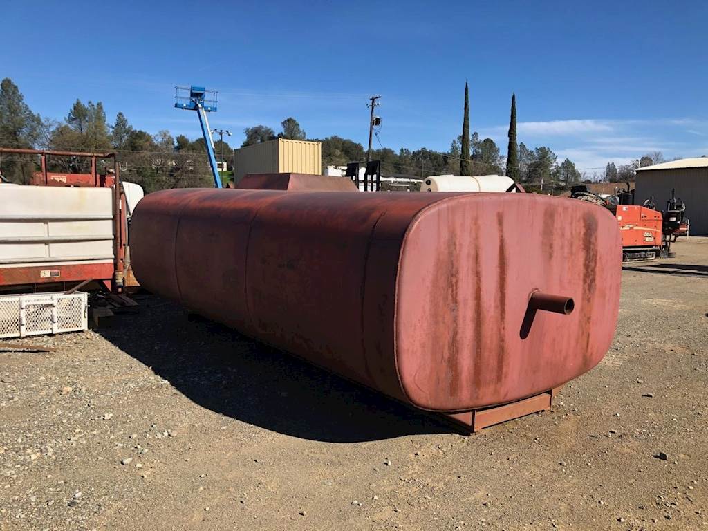 2006 Custombuilt 4000 GALLON Water Tank For Sale Redding, CA