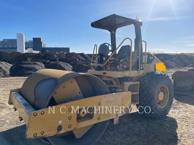 Caterpillar CS54 Asphalt Paver