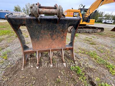 320BRUSHRK Excavator