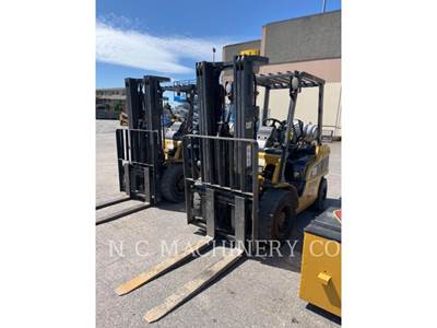 Caterpillar GP30N5 Forklift