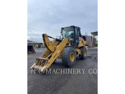 Caterpillar 930M Scraper