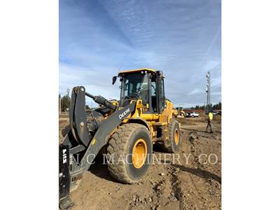 John Deere 624P Large Wheel Loader
