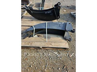 Caterpillar 9" CRIBBING BUCKET 2.1 CYD, 49" LONG Backhoe