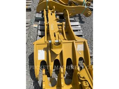 Rockland CAT 317 LINKAGE COUPLER HYDRAULIC- FITS 48"/6 TOOTH BUCKET Thumb