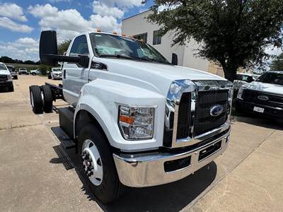 2026 Ford F-750 Cab & Chassis Truck 212''WB -138" CA