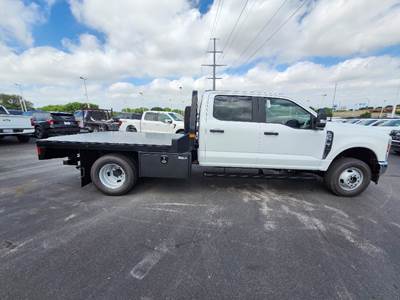 2026 Ford F350 XL Crew Cab Flatbed GOOSENECK WITH 2- 36" BOXES
