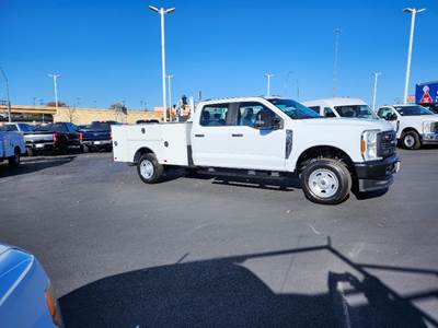 2026 Ford F-350 Mechanic / Service Truck - CM TRUCK BEDS 9' Service Body