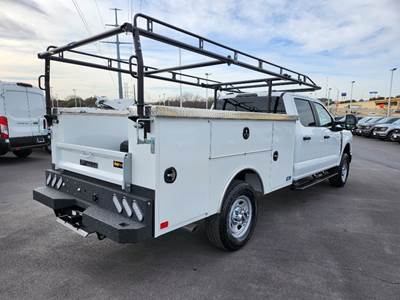 2026 Ford F-350  Service Truck - CM 9' Single Wheel Service Body