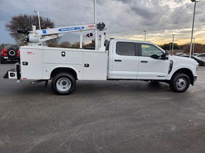 2025 Ford F350 4X4 Crew Cab  DIESEL Knapheide Mech Truck/Crane