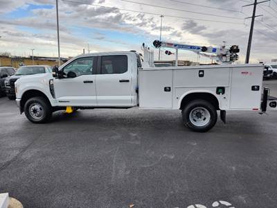2025 Ford F350 4X4 Crew Cab  DIESEL Knapheide Mech Truck/Crane
