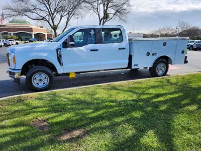 2026 Ford F-250 Crew Cab 4X4 8' FLIP TOP Service Body