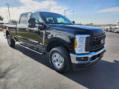 2026 Ford F-350 Crew Cab 4x4 XL Pickup HIGH OUTPUT DIESEL