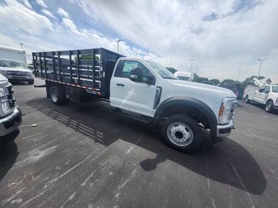 2026 Ford F550  - Morgan 16 FT Stake Body