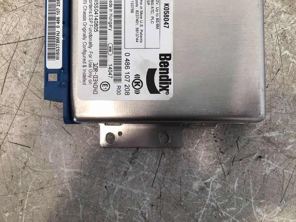 2015 Used Peterbilt 579 ABS Module For Sale Dorr, MI Q2760401901