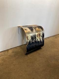 Used Detroit Diesel DD13 One Box Large Heat Shield