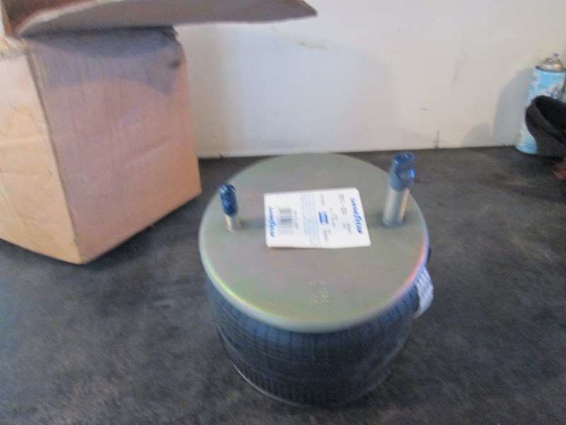 New GoodYear Air Bag For Sale Dorr, MI 1R11028