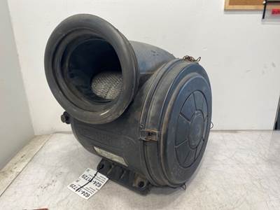 Used Freightliner Columbia Air Cleaner