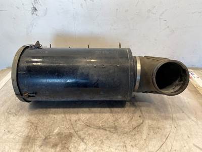 Used Freightliner FLD120 Air Cleaner
