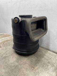 Used International 7500 Air Cleaner