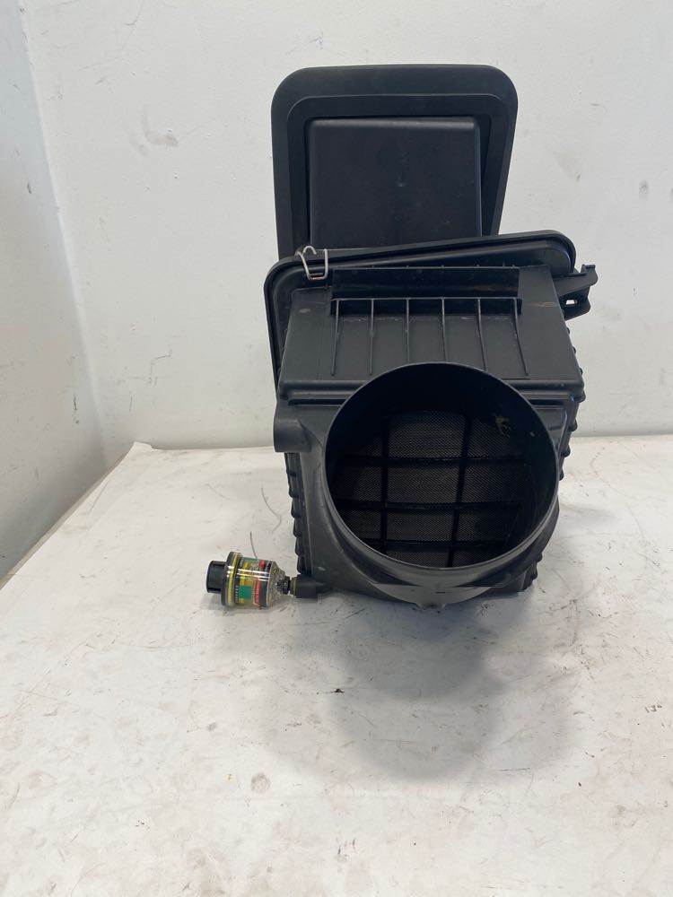 2020 Used International School Bus Air Cleaner For Sale Dorr, MI