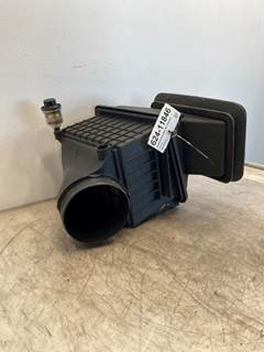 Used International School Bus Air Cleaner