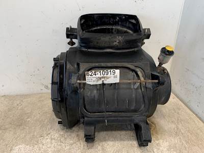 Used Kenworth T2000 Air Cleaner