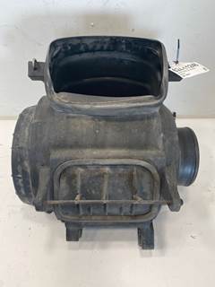 Used Kenworth T2000 Air Cleaner