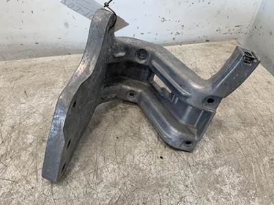 Used Kenworth T680 RH Air Cleaner Bracket