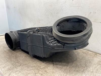 Used Kenworth T680 Air Cleaner