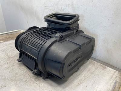 Used Kenworth T680 Air Cleaner