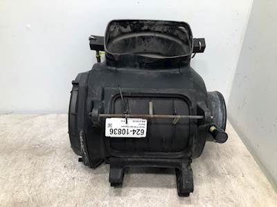Used Kenworth T700 Air Cleaner