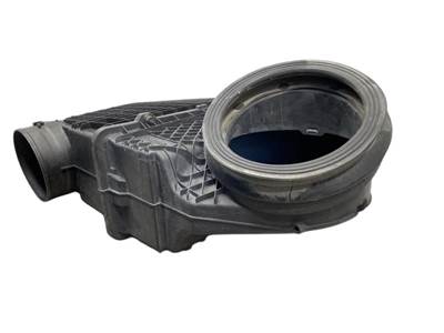 Used Kenworth T880 Air Cleaner