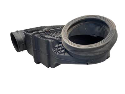 Used Kenworth T880 Air Cleaner