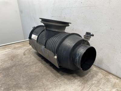 Used Mack CXU Air Cleaner