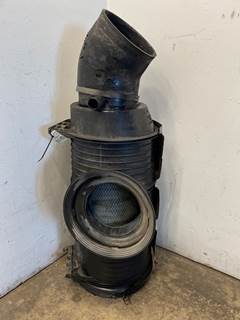 Used Mack CXN 613 Air Cleaner