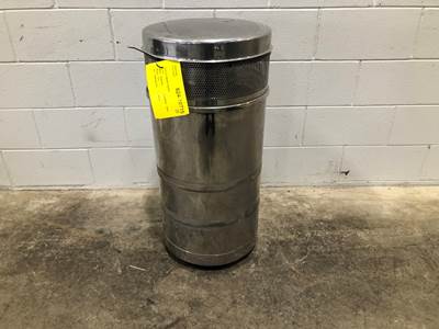 Used Peterbilt 379 RH Air Cleaner