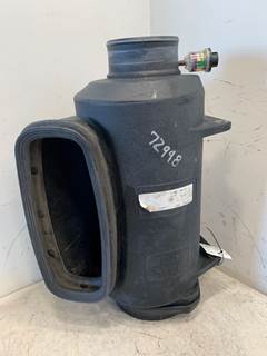 Used Peterbilt 384 Air Cleaner