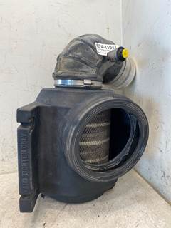 Used Peterbilt 387 Air Cleaner