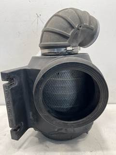 Used Peterbilt 387 Air Cleaner
